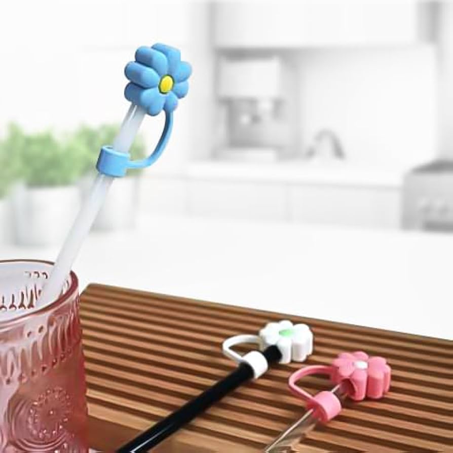 1 Pcs Mini Silicone Drink Lid (Random Style)