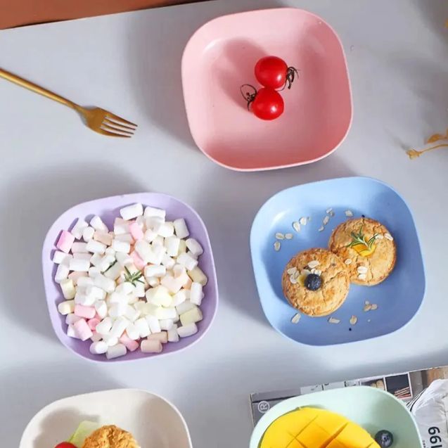 2Piece Microwaveable Plastic Plates