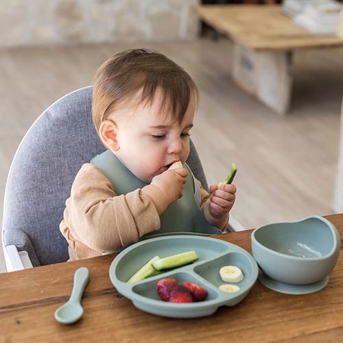 8PCS All In One Silicone Toddler Feeding Kit