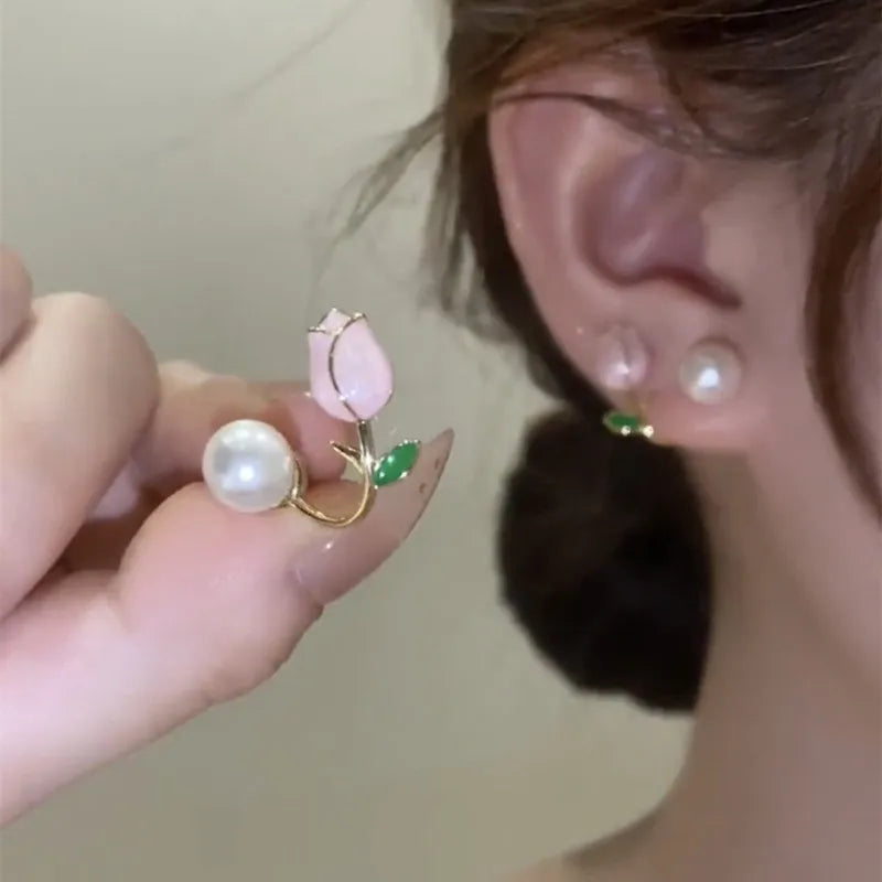 Floral Tulip Pearl Earrings In Soft Pink