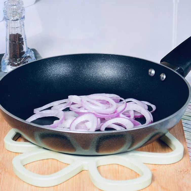 Durable Heat Proof Pot Holder Secure Non Slip Grip
